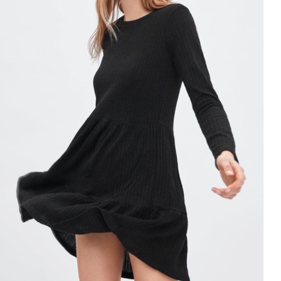 Zara Dresses & Skirts - Zara Long Sleeve Knit Dress